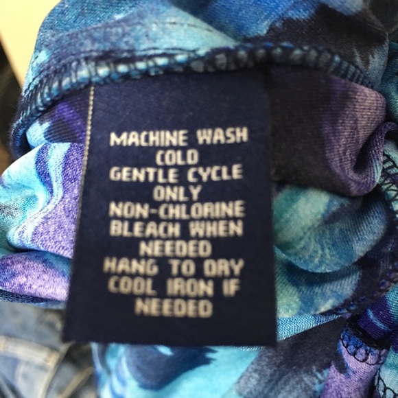 ❌SOLD❌Chaps Drape Front Ruched Poly Dress - Picture 8 of 8